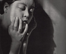 Foto de Yasuko Nojima. Revista Koga (Light Pictures), 1932.