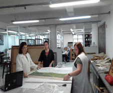 Museu Paranaense dá curso de conservação de acervo para técnicas da Universidade do Norte do Paraná