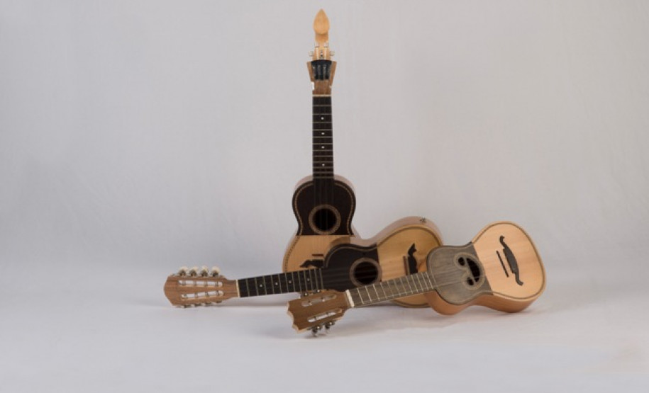 Museu Paranaense recebe mostra de trajes típicos portugueses Museu Paranaense recebe mostra de trajes típicos portugueses