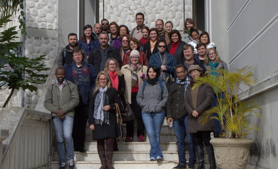 Exposição no Museu Paranaense retrata o ensino da educação patrimonial em escolas públicas Exposição no Museu Paranaense retrata o ensino da educação patrimonial em escolas públicas