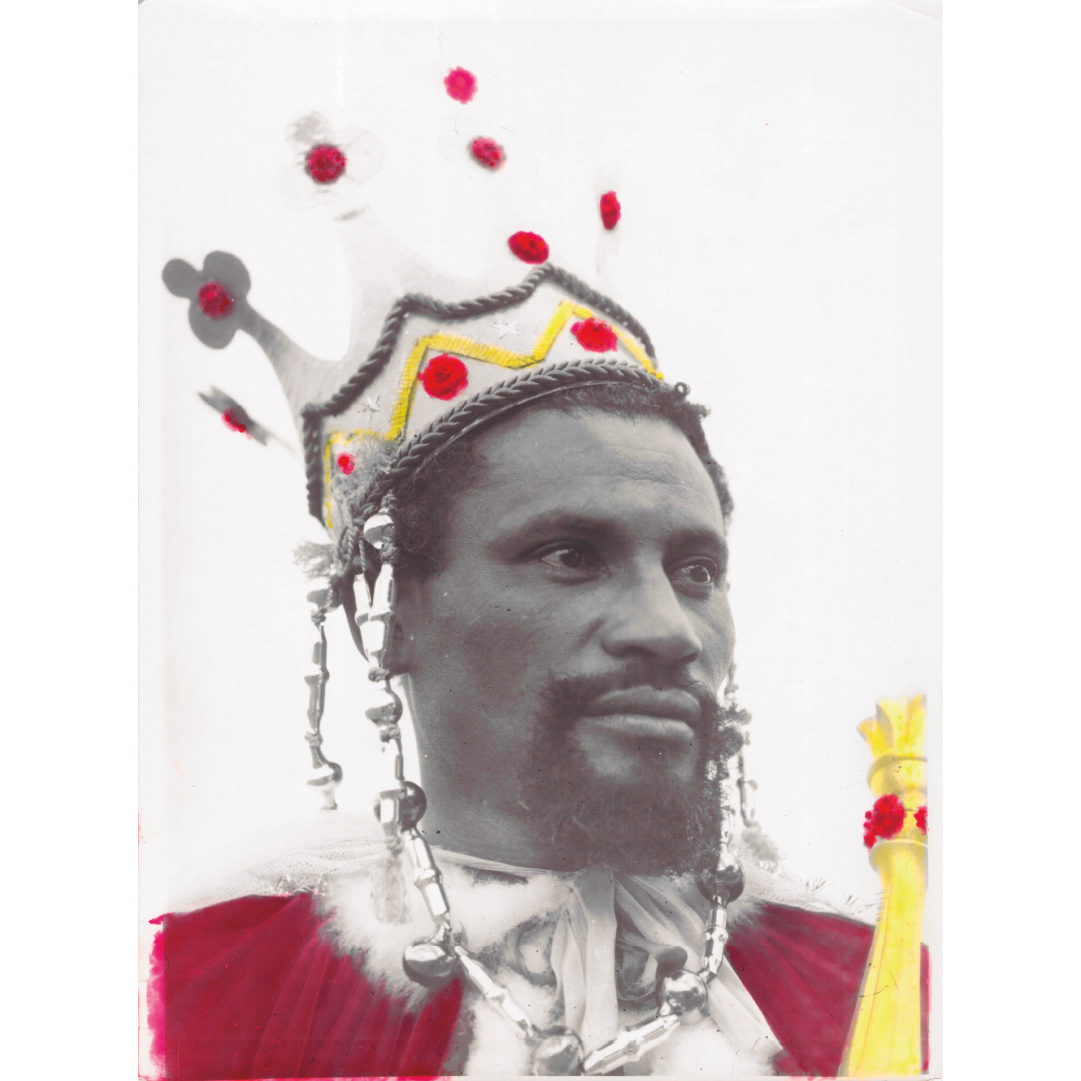 Vladimir Kozák. Celeste Ferreira (Rei do Congo), 1951. Fotografia colorida à mão. Coleção Vladimir Kozák, acervo Museu Paranaense
