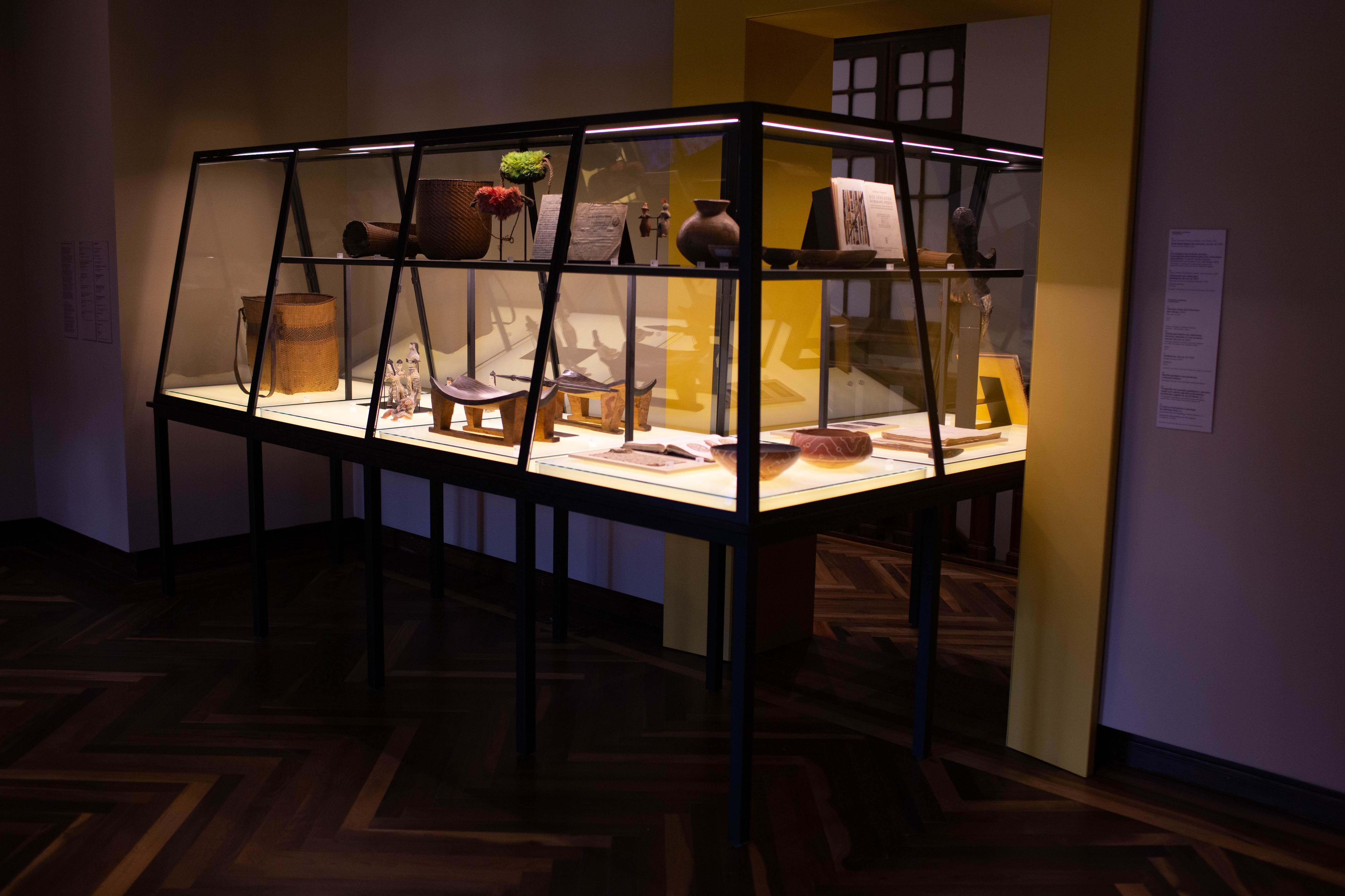 Exposição Ephemera/Perpétua