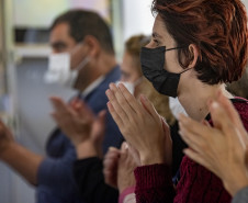 Mesa-redonda "Formulário médico jesuíta: o documento histórico em debate" com a historiadora e servidora da Fiocruz Maria Claudia Santiago e a historiadora Heloisa Gesteira