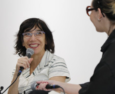 Palestra "Letras em fotossíntese" com as escritoras Noemi Jaffe e Julie Fank