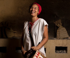 Mupa terá exibição de filme de Karen Aguiar e oficinas de maracatu e máscara teatral neste mês de maio