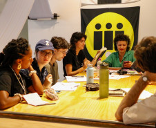 MUPA encerra a residência de investigação crítica com Laboratório de Imaginário Radical