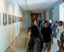 Abertura da exposição "Miragem", de ciber_org (Foto: Vitor Dias/Mar Aberto Produtora)