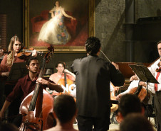 O grupo instrumental Camerata UTFPR apresenta no dia 29/11, às 19h30, o concerto West Side Story.