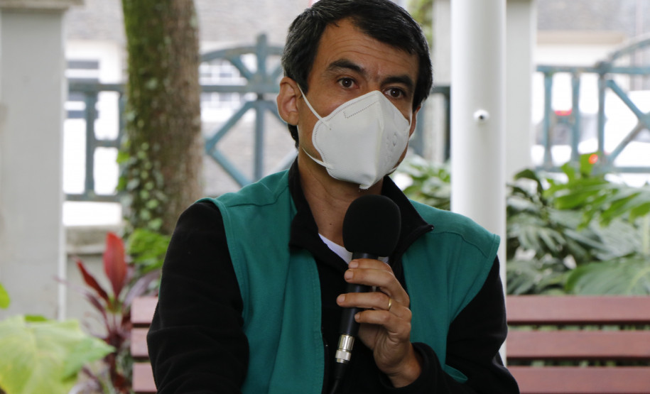 Roda de conversa "Agroecologia: entre práticas e vivências" | Programa Público "Se enfiasse os pés na terra: relações entre humanos e plantas"