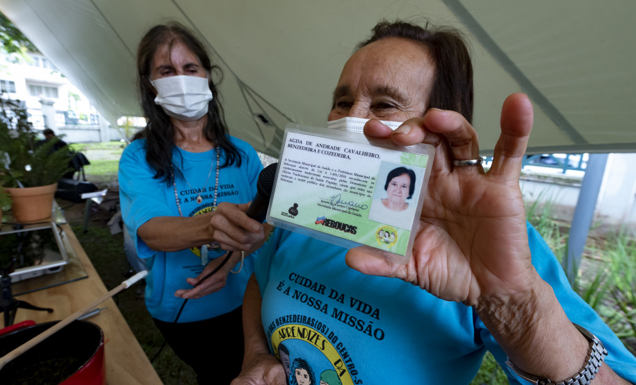 Oficina "Plantas e modos de benzimento"