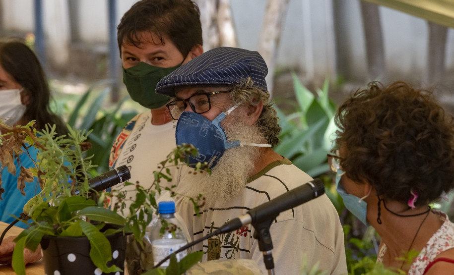 Roda de conversa "Plantas, cuidado e cura"