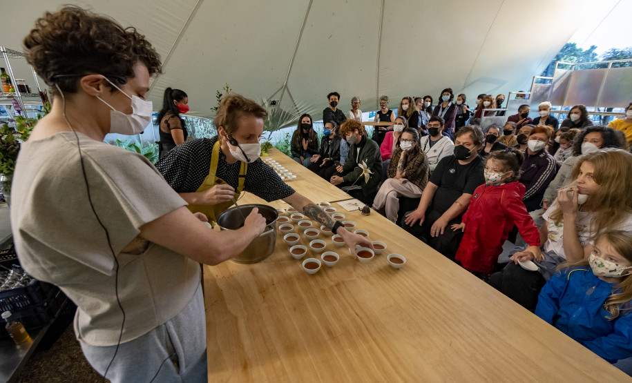 Ação da Central do Abacaxi