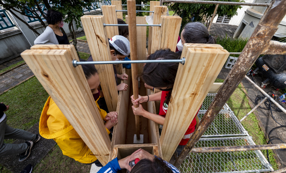 Oficina Taipa de pilão com o professor Fernando Minto