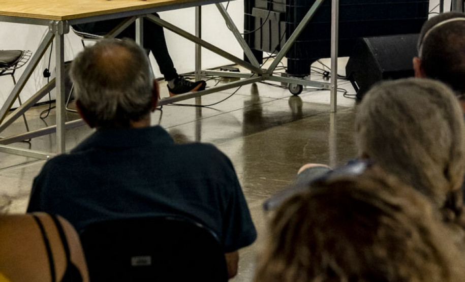 Roda de conversa "Mandioca: agrobiodiversidade na Amazônia e vivências caiçaras" com a pesquisadora Laure Emperaire e o farinheiro caiçara Gelico