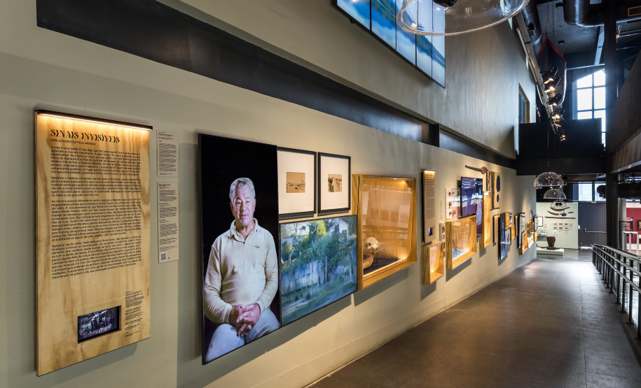 Vistas da exposição "Nosso estado: Vento e/em movimento"