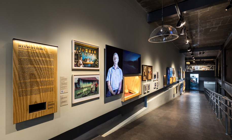 Vistas da exposição "Nosso estado: Vento e/em movimento"