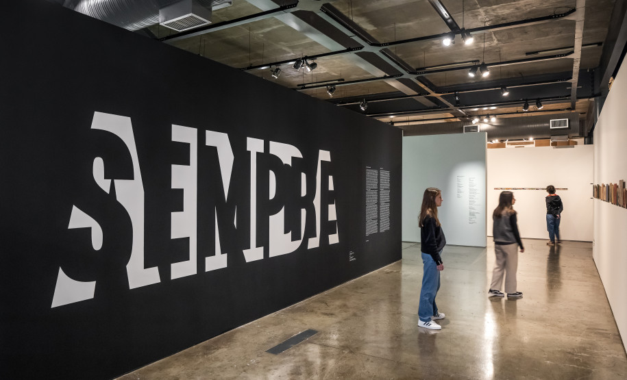 Vista da exposição ainda sempre ainda