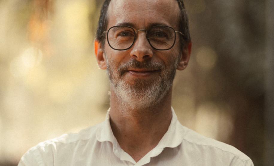 MUPA abre mostra da artista Lia D Castro com mesa de conversa com Vicenta Perrota e Guilherme Altmayer