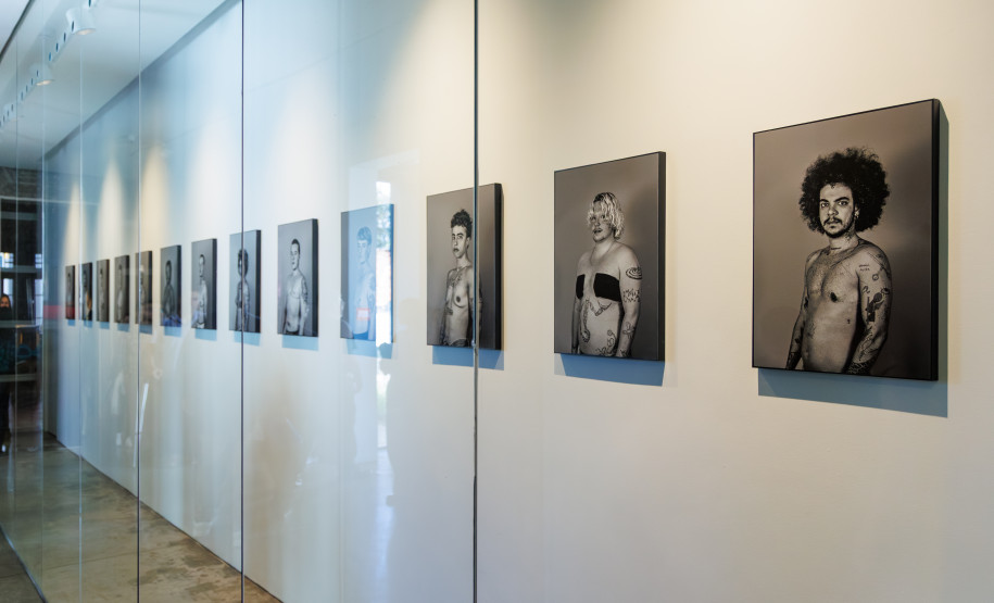 Abertura da exposição "Miragem", de ciber_org (Foto: Vitor Dias/Mar Aberto Produtora)