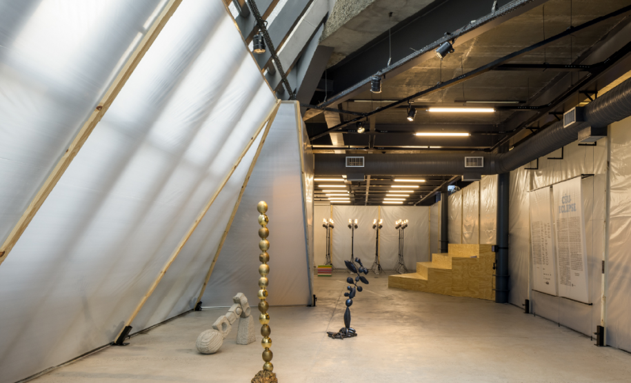 Vista da exposição Céu-Eclipse