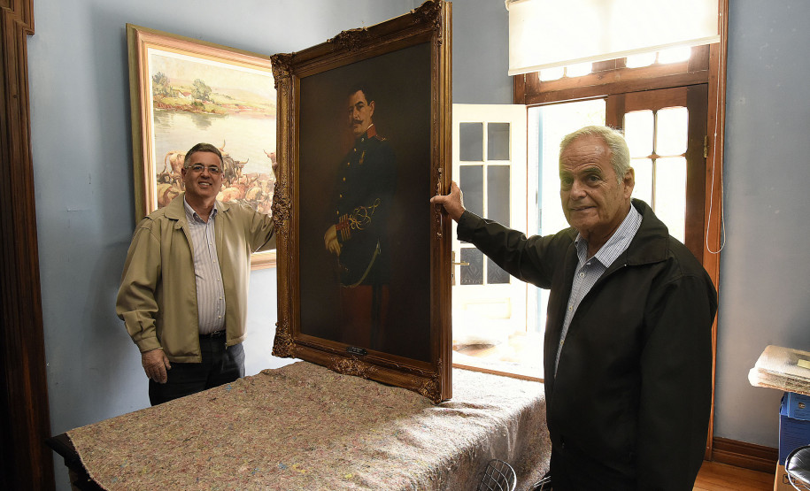 Museu Paranaense recebe visita de bisneto de um dos fundadores