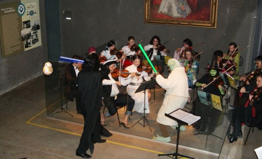 Museu Paranaense recebe apresentação da Camerata UTFPR Camerata UTFPR