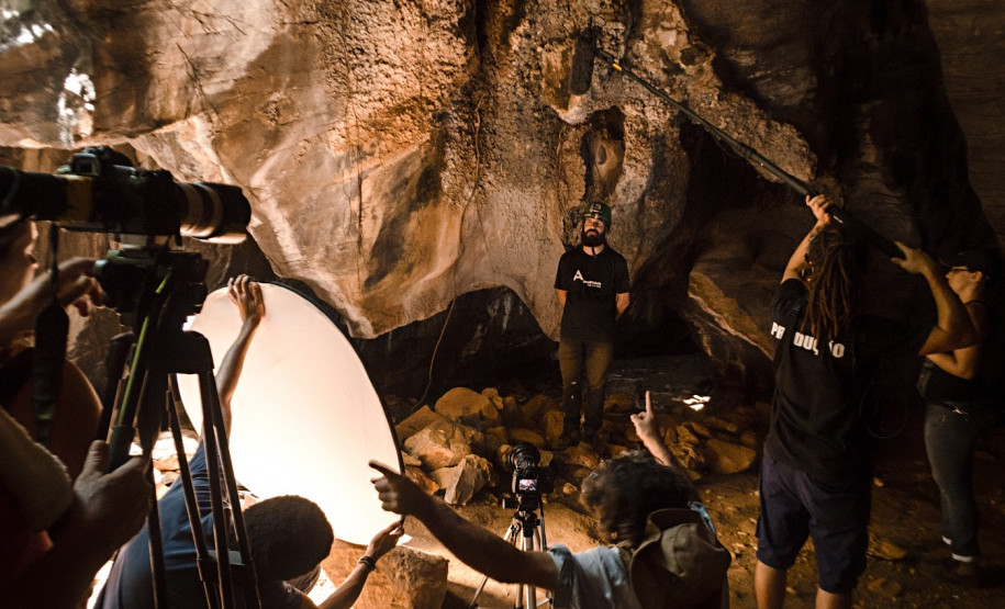 Documentário sobre pinturas rupestres no Oeste baiano será lançado no Museu Paranaense Documentário sobre pinturas rupestres no Oeste baiano será lançado no Museu Paranaense