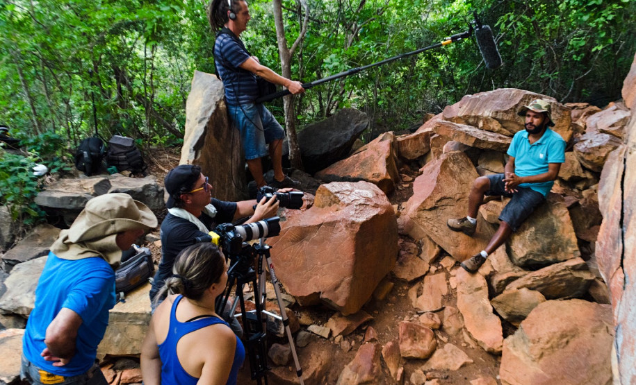 Documentário sobre pinturas rupestres no Oeste baiano será lançado no Museu Paranaense Documentário sobre pinturas rupestres no Oeste baiano será lançado no Museu Paranaense