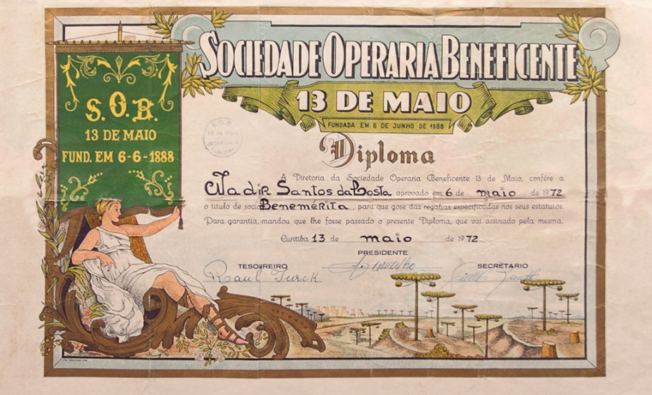 Museu Paranaense abre exposição sobre Clubes sociais Negros Diploma da SOB - Sociedade 13 de maio