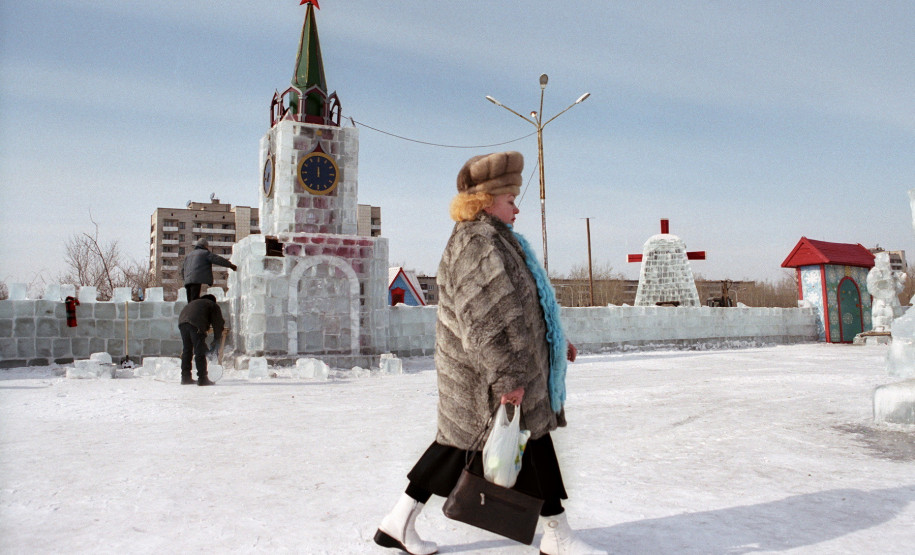 No MON, uma das mostras é do fotógrafo russo Serguei Maksimishin. No MON, uma das mostras é do fotógrafo russo Serguei Maksimishin.