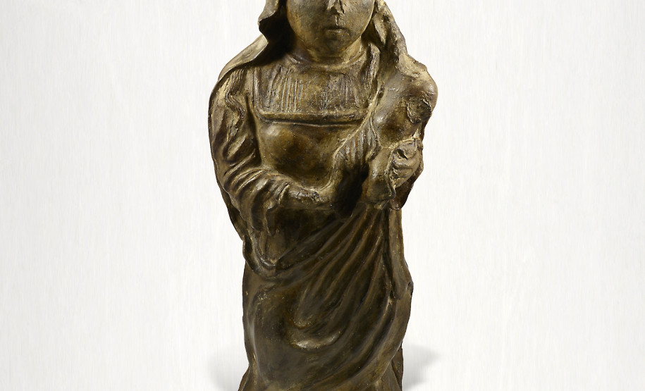 Nossa Senhora da Luz dos Pinhais Imagem da Nossa Senhora da Luz dos Pinhais, século XVI. Barro cozido e policromado. Autor desconhecido.