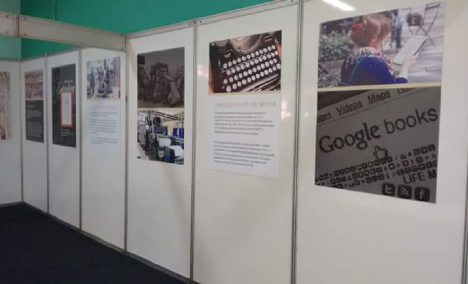 Museu Paranaense leva exposição para feira do livro em Santa Helena Museu Paranaense leva exposição para feira do livro em Santa Helena
